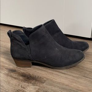 Black Nordstrom BP ankle booties